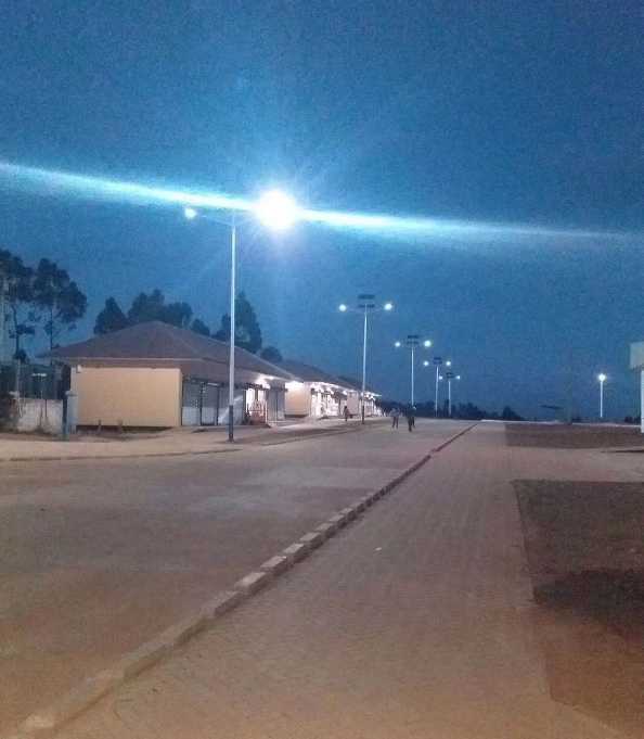 锡林浩特市非洲科特迪瓦太阳能路灯工程